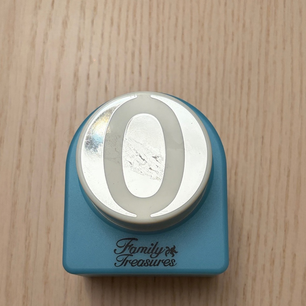 Family Treasures 0 paper punch